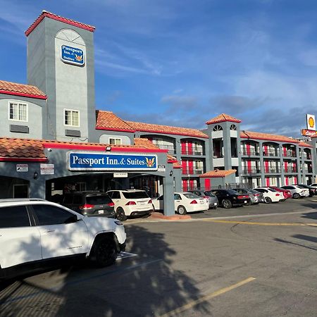 קורונה Heritage Inn And Suites מראה חיצוני תמונה